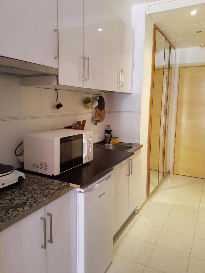 Studio In Aparthotel "Internacional" Салоу Екстер'єр фото